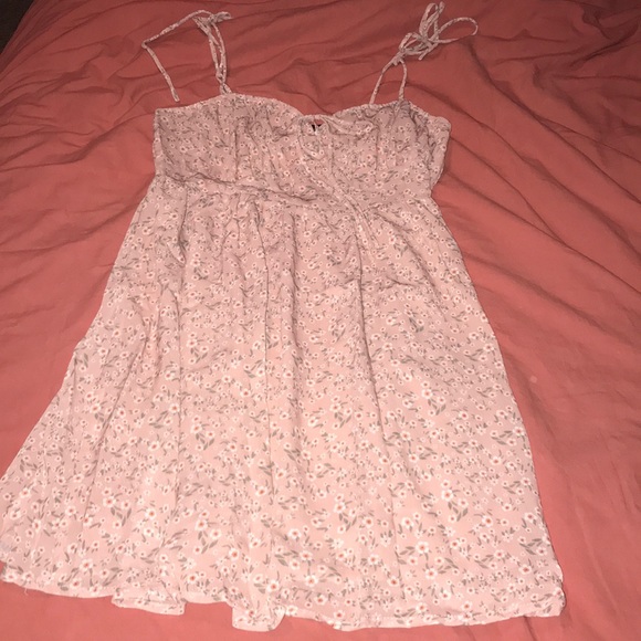 NWT Pink Floral Dress - Picture 5 of 9